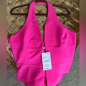 Gorgeous Zara vest NWT. The tag shows XXL however this runs very small.